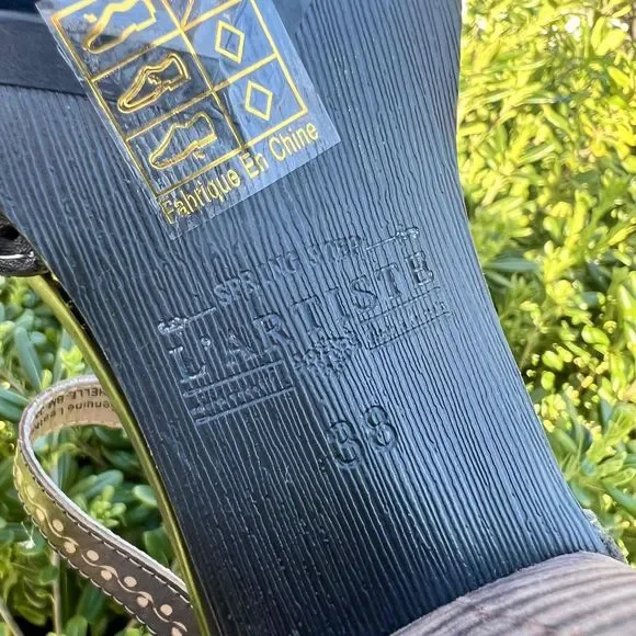 L’Artiste Spring Step Parchelle Black Perforated Mary Jane Heels Size 7.5-8 NEW - Picture 7 of 8